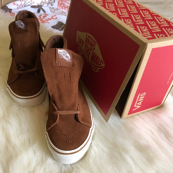 ❤️SALE PRICE❤️Vans Sk8 hi moc sneaker - Picture 2 of 6